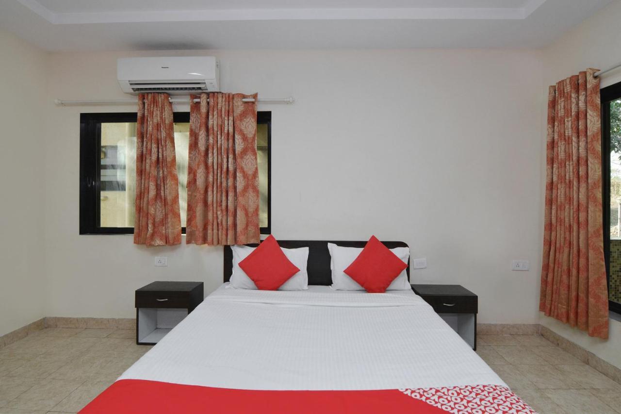 Oyo Midway Park Resort Atgaon エクステリア 写真